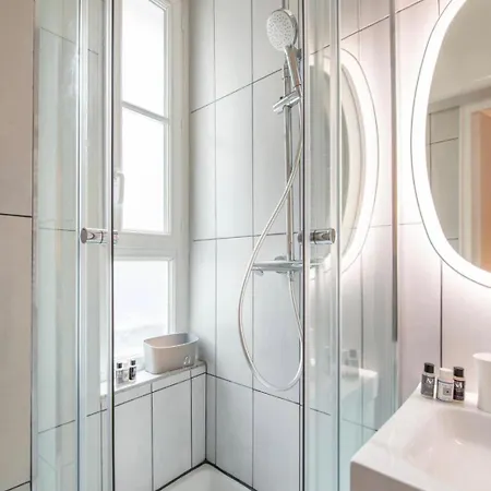 Joli A Cote De La Tour Eiffel, Javel Et De Expo Apartament Paryż